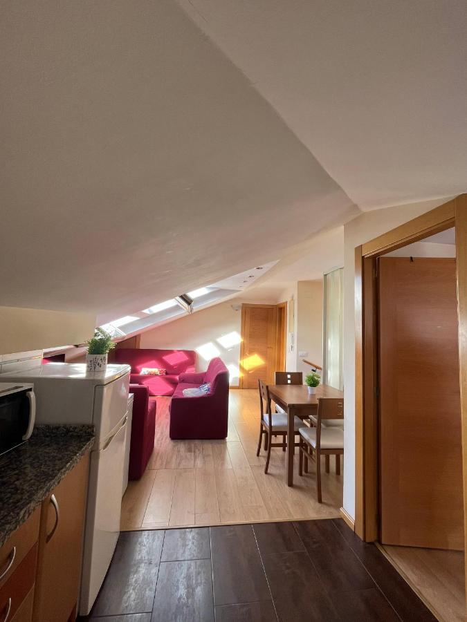 Apartamentosarturo Llanes Laplaza Atico Centrico 外观 照片