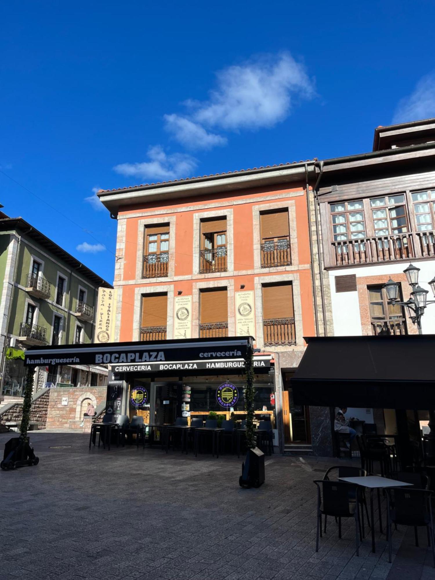 Apartamentosarturo Llanes Laplaza Atico Centrico 外观 照片